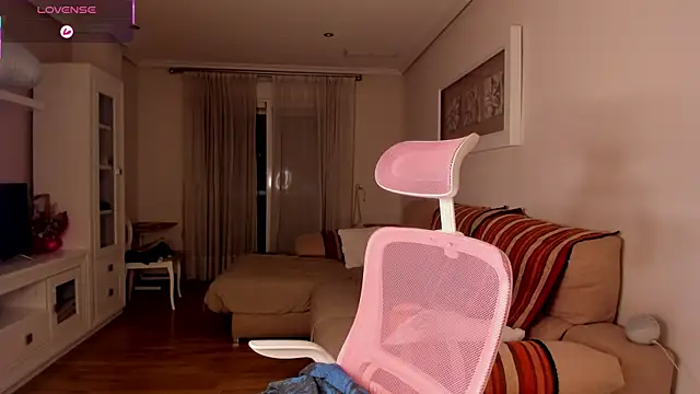 bella apont online show from October 27, 10:36 pm