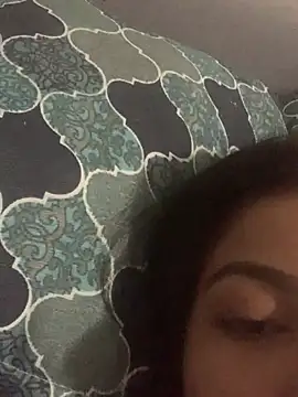 Snapshot of Julinhasz chatting on February 12, 3:07 am Julinhasz online show from February 12, 3:07 am