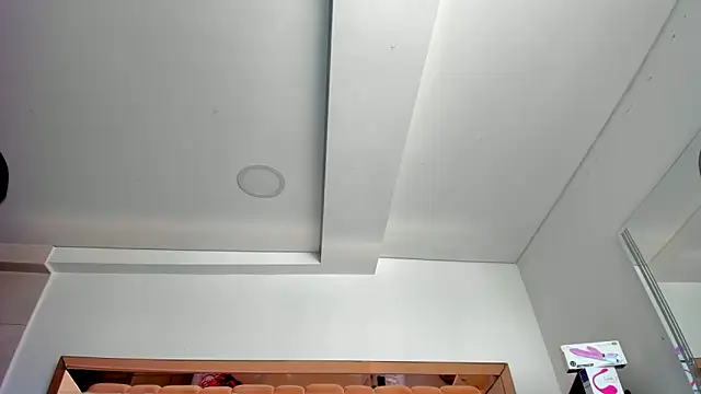 emilyparkerr01 online show from March 2, 2:10 pm