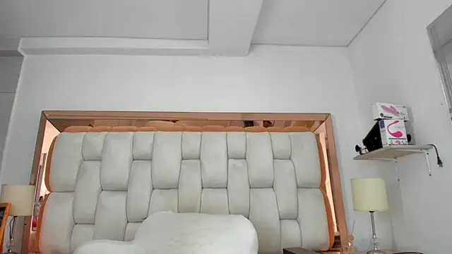 emilyparkerr01 online show from March 3, 11:14 pm