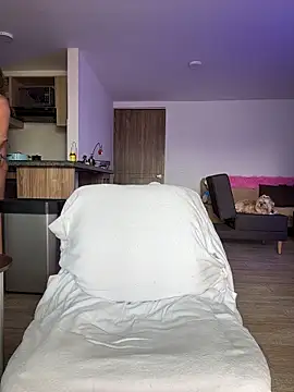 Georgiafox online show from February 24, 3:43 pm