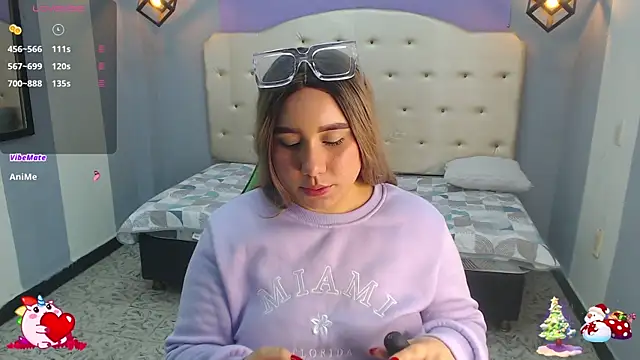 Snapshot of Kathiasaints chatting on December 3, 10:52 pm Kathiasaints online show from December 3, 10:52 pm