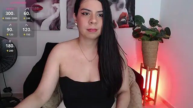 miis laiila online show from August 1, 11:47 pm