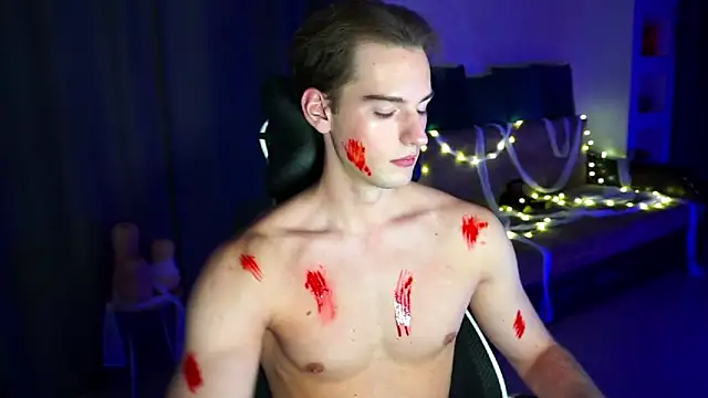 Litmate online show from October 31, 11:50 pm