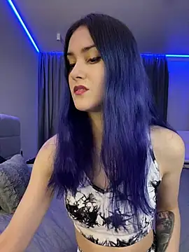 Snapshot of Erotic_Synth_Goddess chatting on January 6, 1:30 pm Erotic Synth Goddess online show from January 6, 1:30 pm
