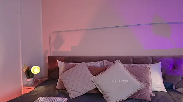 Giaa Ross online show from February 27, 11:52 am