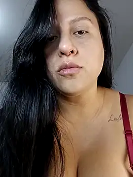 whitegirl0122 online show from February 5, 7:51 pm