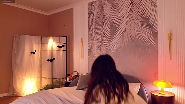 Snapshot of Miley_Smile chatting on November 1, 5:09 am Miley Smile online show from November 1, 5:09 am