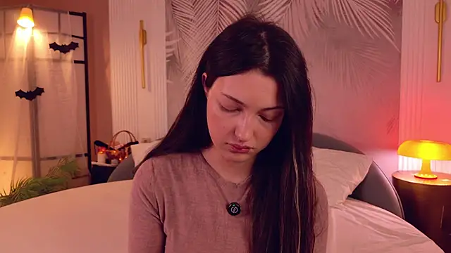 Snapshot of Miley_Smile chatting on November 2, 5:43 am Miley Smile online show from November 2, 5:43 am