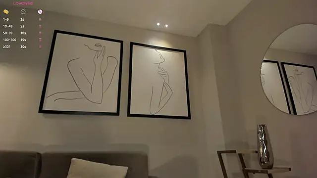 CharlotteCox  online show from December 9, 2:06 pm