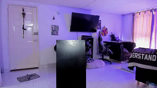 Snapshot of Acid666_alice chatting on September 25, 3:38 pm Acid666 alice online show from September 25, 3:38 pm