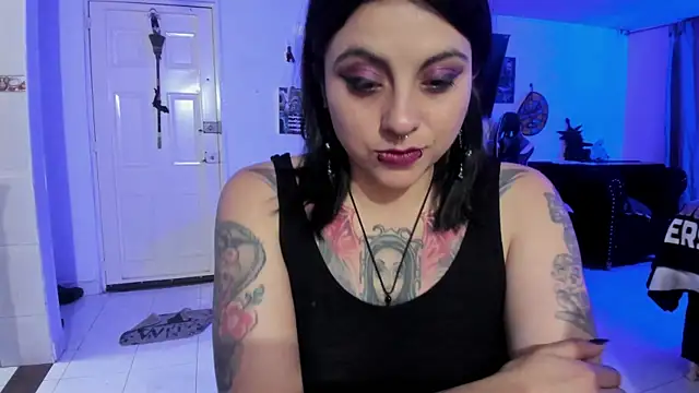 Snapshot of Acid666_alice chatting on September 27, 4:28 am Acid666 alice online show from September 27, 4:28 am