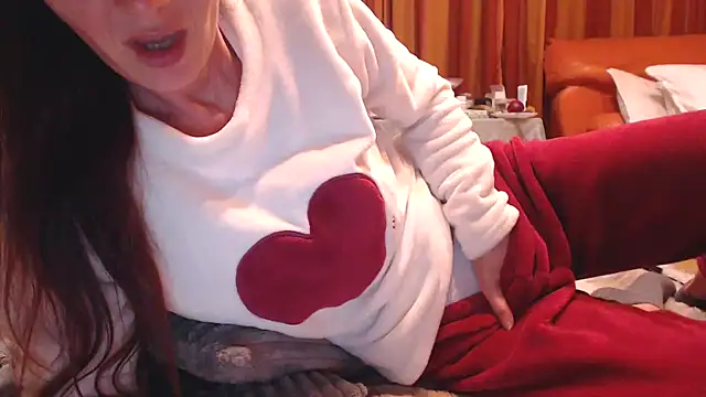 LovelyAndraGirl online show from September 30, 2:05 am