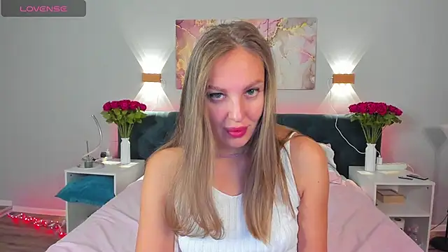 Snapshot of Kelly_Hardy chatting on February 25, 12:47 am Kelly Hardy online show from February 25, 12:47 am