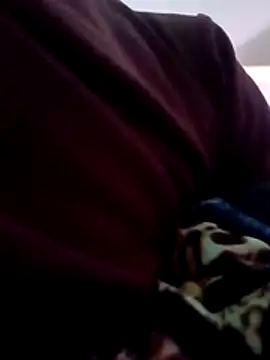 Snapshot of Aachal_7 chatting on March 13, 2:40 am Aachal 7 online show from March 13, 2:40 am