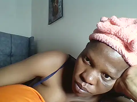 t-NaughtyLicia online show from July 7, 2:21 pm