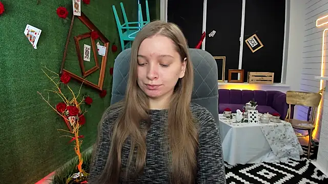 MayaSinabon online show from December 10, 7:16 am