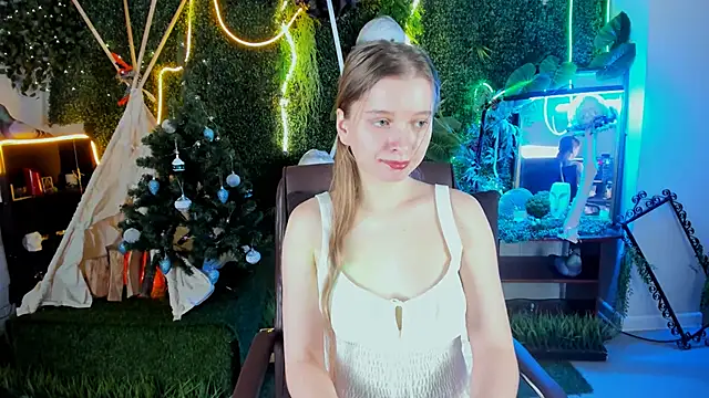 MayaSinabon online show from December 21, 12:27 pm