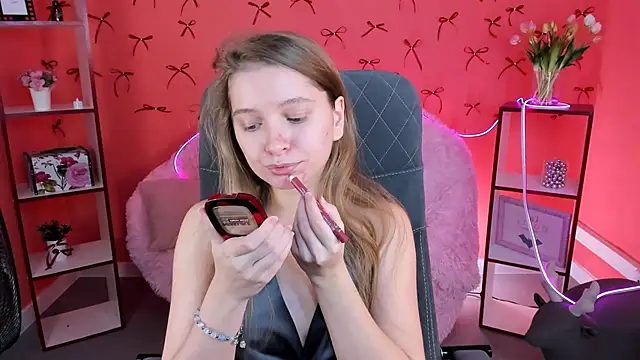 MayaSinabon online show from January 15, 12:25 pm