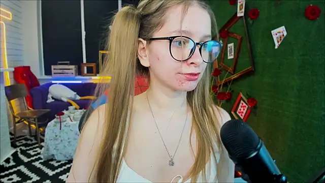 MayaSinabon online show from February 23, 12:16 pm