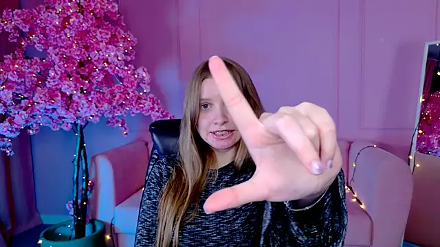 MayaSinabon online show from February 25, 12:13 pm
