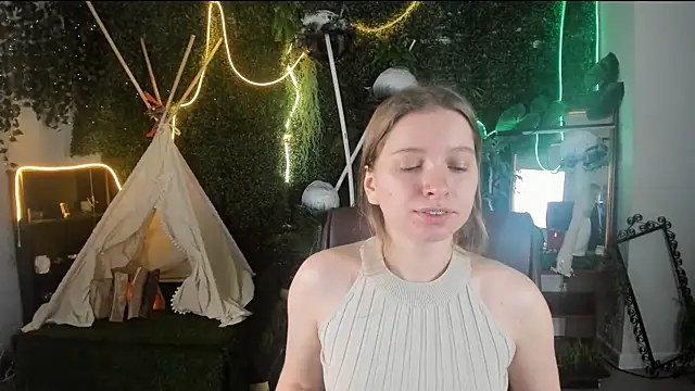 MayaSinabon online show from March 22, 9:13 am