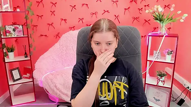 MayaSinabon online show from September 23, 9:12 am