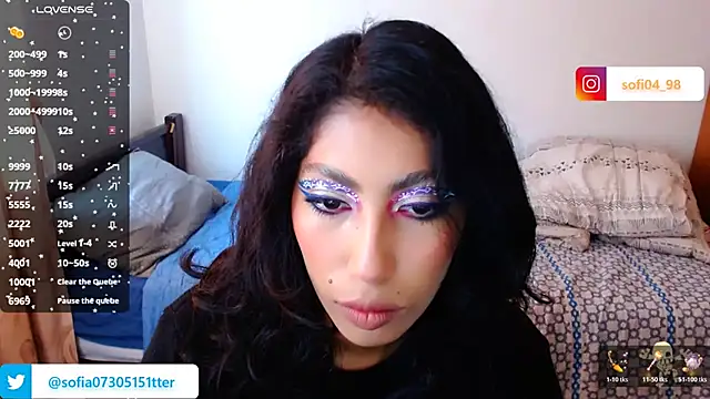 Snapshot of sofia_rosse4 chatting on December 14, 2:11 pm sofia rosse4 online show from December 14, 2:11 pm