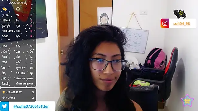 Snapshot of sofia_rosse4 chatting on May 15, 11:12 pm sofia rosse4 online show from May 15, 11:12 pm