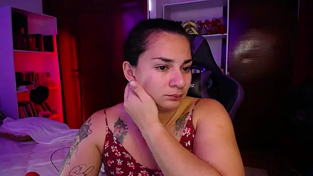 Snapshot of Amarantha_666 chatting on February 5, 10:44 pm Amarantha 666 online show from February 5, 10:44 pm