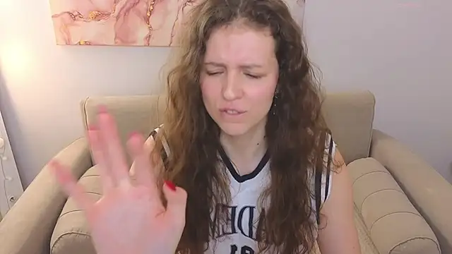 Sereta Finn online show from February 28, 10:41 am