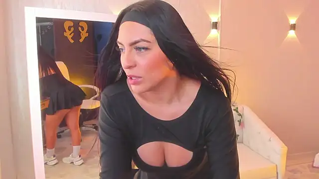 Snapshot of yourmagic_venus chatting on March 6, 9:00 pm yourmagic venus online show from March 6, 9:00 pm