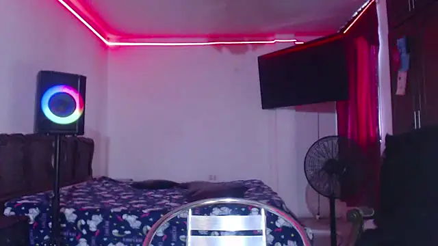 aliceesmith online show from January 18, 1:29 pm