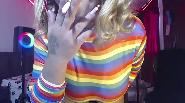 aliceesmith online show from March 7, 6:22 pm