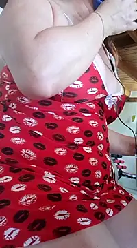 Snapshot of MILEIDE980 chatting on February 9, 8:13 pm MILEIDE980 online show from February 9, 8:13 pm