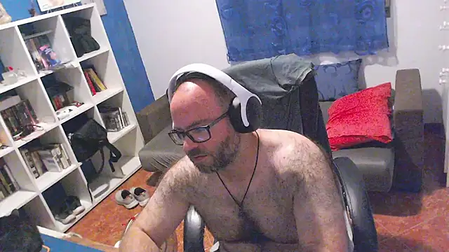 ravingr4d4 online show from July 3, 11:33 pm