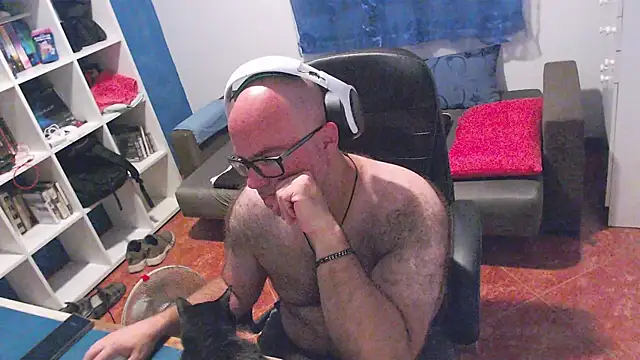 ravingr4d4 online show from July 29, 10:41 pm