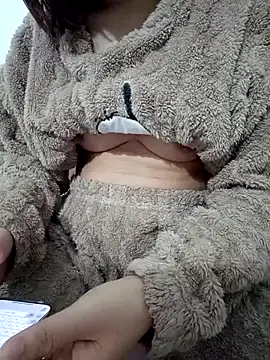 SweetGirl2k2 online show from November 13, 10:52 pm