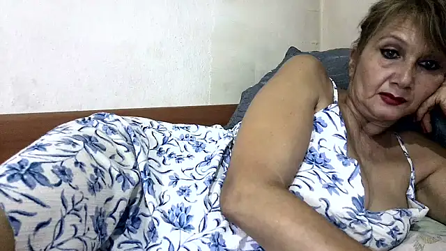 Andra Love online show from October 10, 8:08 pm