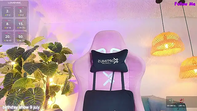 bellablack27 online show from June 10, 10:30 pm