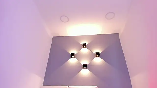 sophiarossee  online show from January 14, 6:28 pm