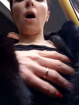 Brilliant-Queen1 online show from January 5, 12:31 am