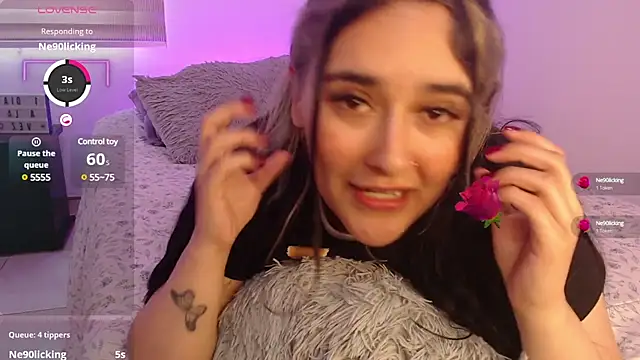 Megan FE online show from December 24, 4:30 pm