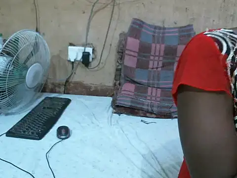 Snapshot of cute_naimah chatting on May 13, 3:42 pm cute naimah online show from May 13, 3:42 pm