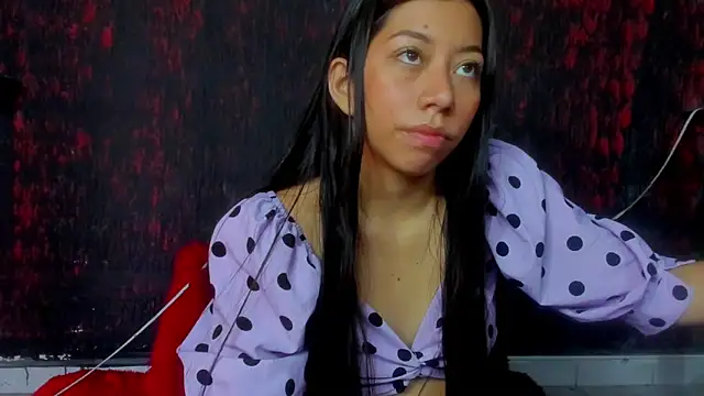 sexylaurita online show from December 27, 12:12 pm