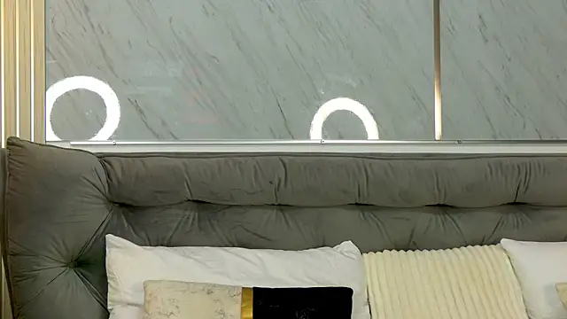 MiaCharm online show from April 2, 10:18 pm