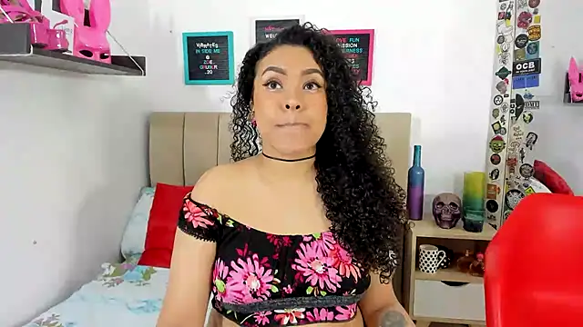 Snapshot of Zoe_Gruber chatting on January 10, 12:27 am Zoe Gruber online show from January 10, 12:27 am