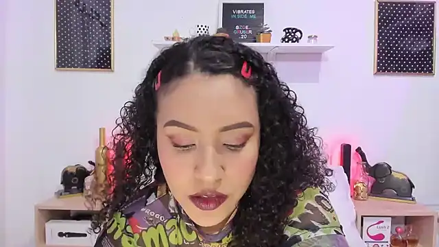 Snapshot of Zoe_Gruber chatting on October 16, 3:24 pm Zoe Gruber online show from October 16, 3:24 pm