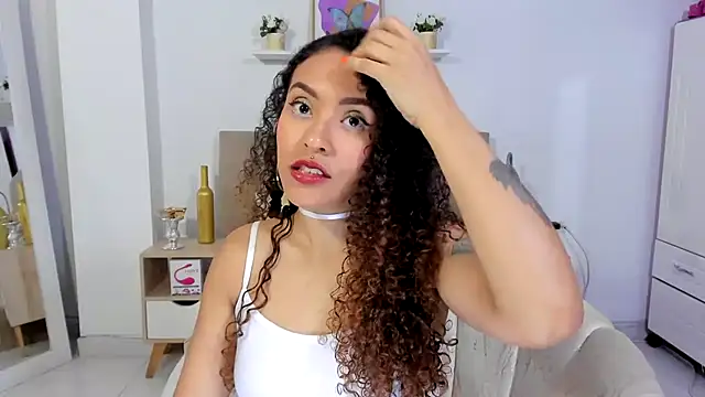Zoe Gruber online show from July 10, 11:29 pm