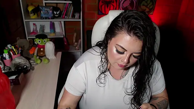 juliette rd online show from December 5, 4:43 am